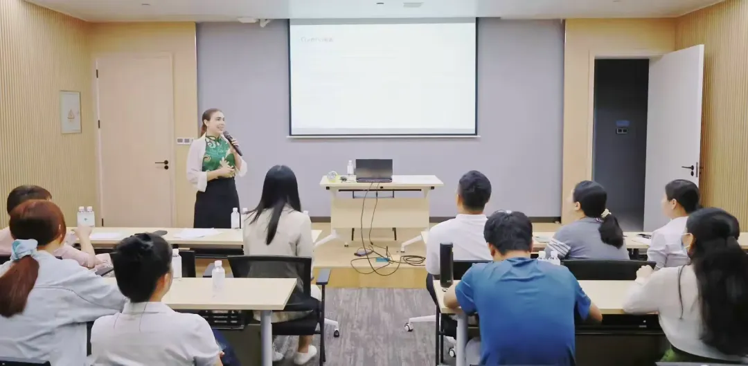 迎接封關(guān)新時(shí)代，提升英語硬實(shí)力——三亞環(huán)農(nóng)